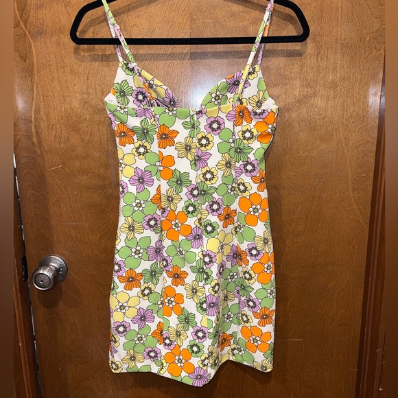 Zara Retro Flower Mini Dress NWT - Picture 2 of 8
